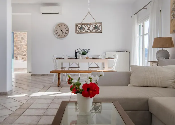 Anna-marie 1 * Parikia (Paros)