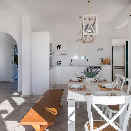 Anna-marie 1 Parikia (Paros)